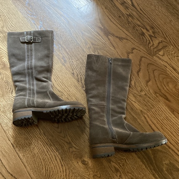 Merona Suede Boot - Picture 3 of 8